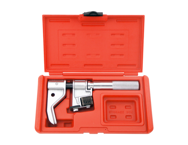 1/4" - 5" OD UNIVERSAL OUTSIDE THREAD CHASER