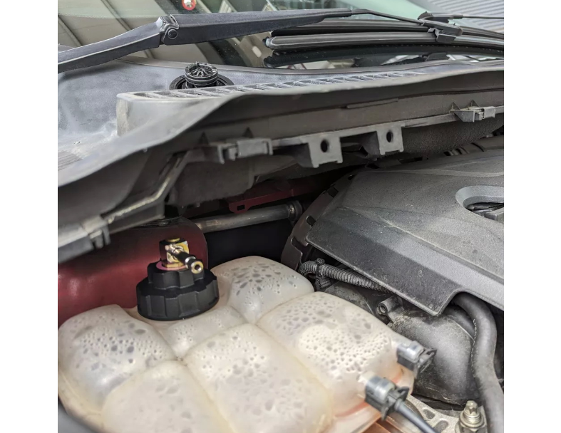 COOLING SYSTEM ADAPTER FOR FORD WITH 90° CONNECTOR