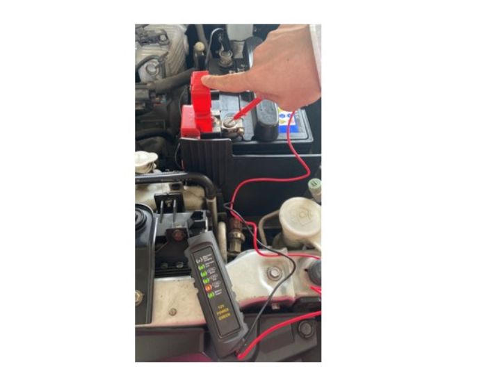 VEHICLE BATTERY TESTER