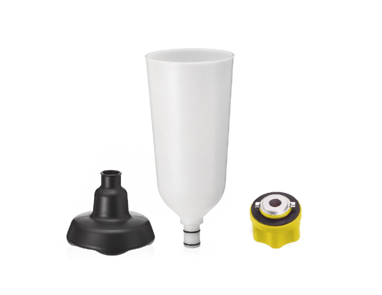 TOPPING UP ENGINE OIL & OIL COLLECTOR
