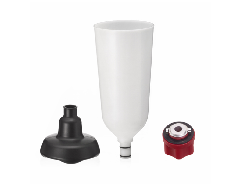 TOPPING UP ENGINE OIL & OIL COLLECTOR 