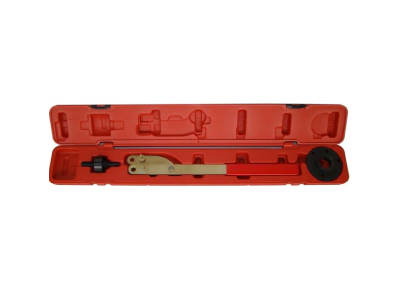 THE WATER PUMP REMOVER / INSTALLER 