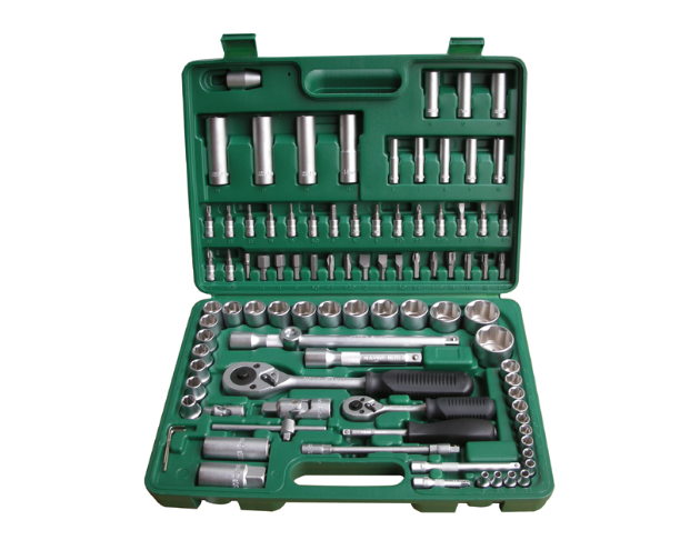 94 PCS 1/4" & 1/2" SOCKET SET