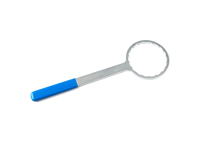 96 MM / 18 PT OIL FILTER WRENCH WITH HANDLE 