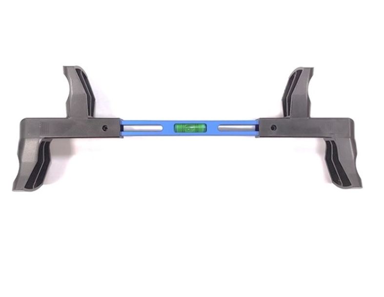 DOUBLE- SIDED STEERING WHEEL ALIGNMENT TOOL