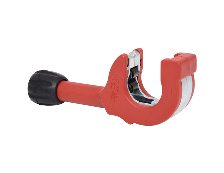 RATCHET TUBE CUTTER 