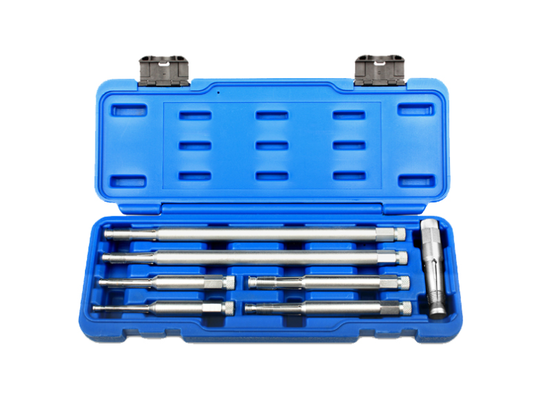 INTERNAL SPARK PLUG RETHREAD TOOL