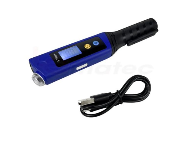 2 IN 1 RECHARGEABLE DIGITAL TIRE PRESSURE GAUGE WITH LED WORK LIGHT