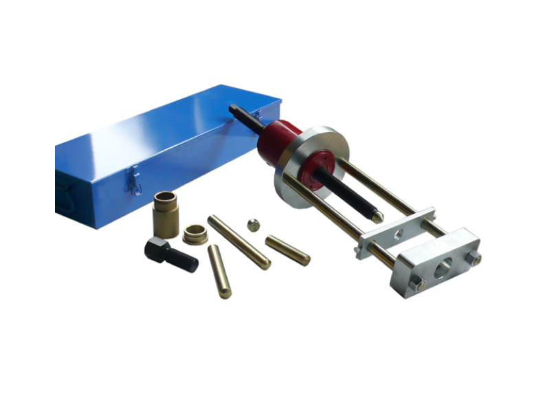 20 TON HYDRAULIC KING PIN PULLER SET 