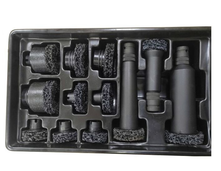 WHEEL HUB CLEANING TOOL SET 